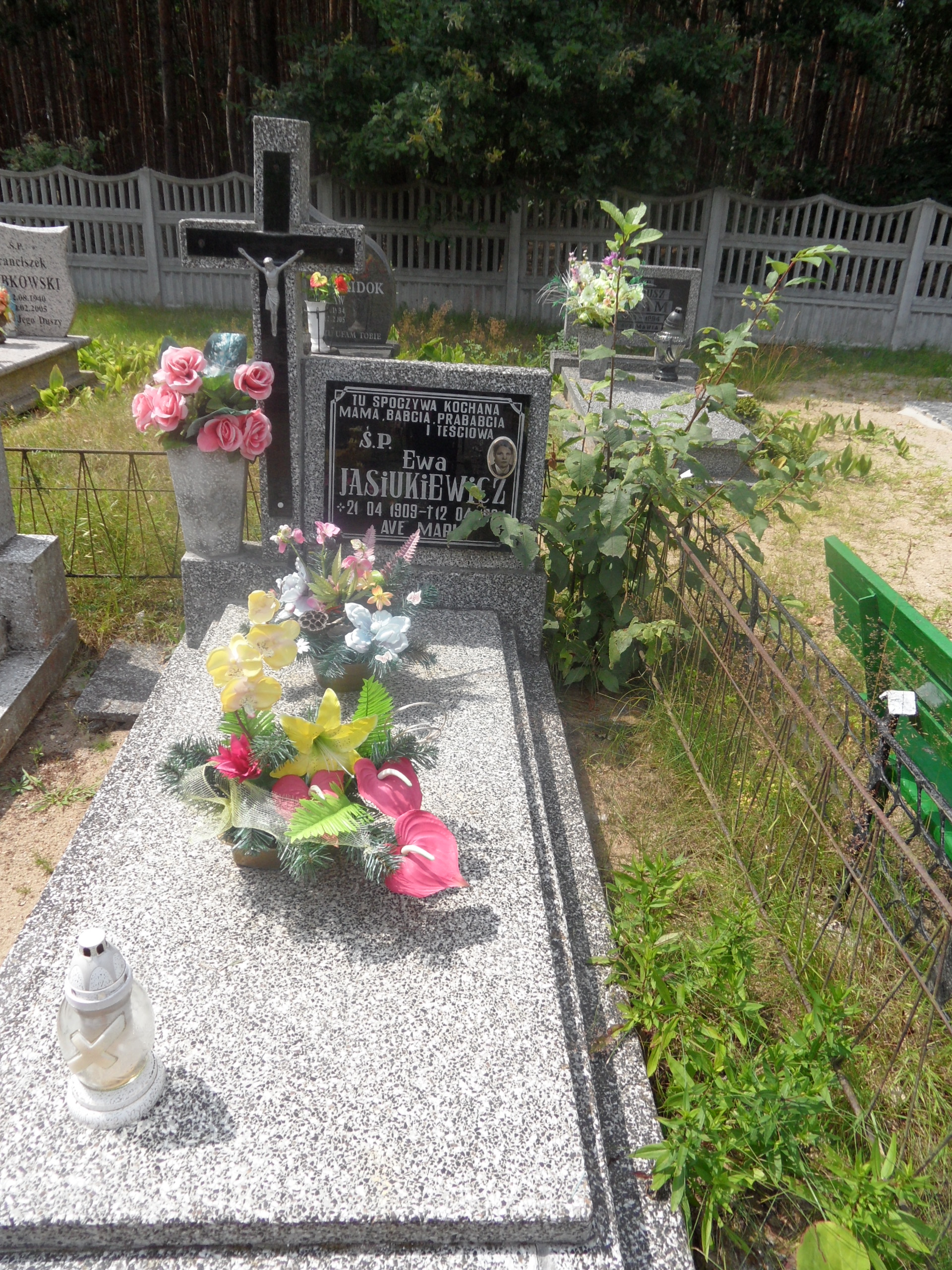 Ewa Jasiukiewicz 1909 Gmina Nowa Sól / Kiełcz - Grobonet - Wyszukiwarka osób pochowanych