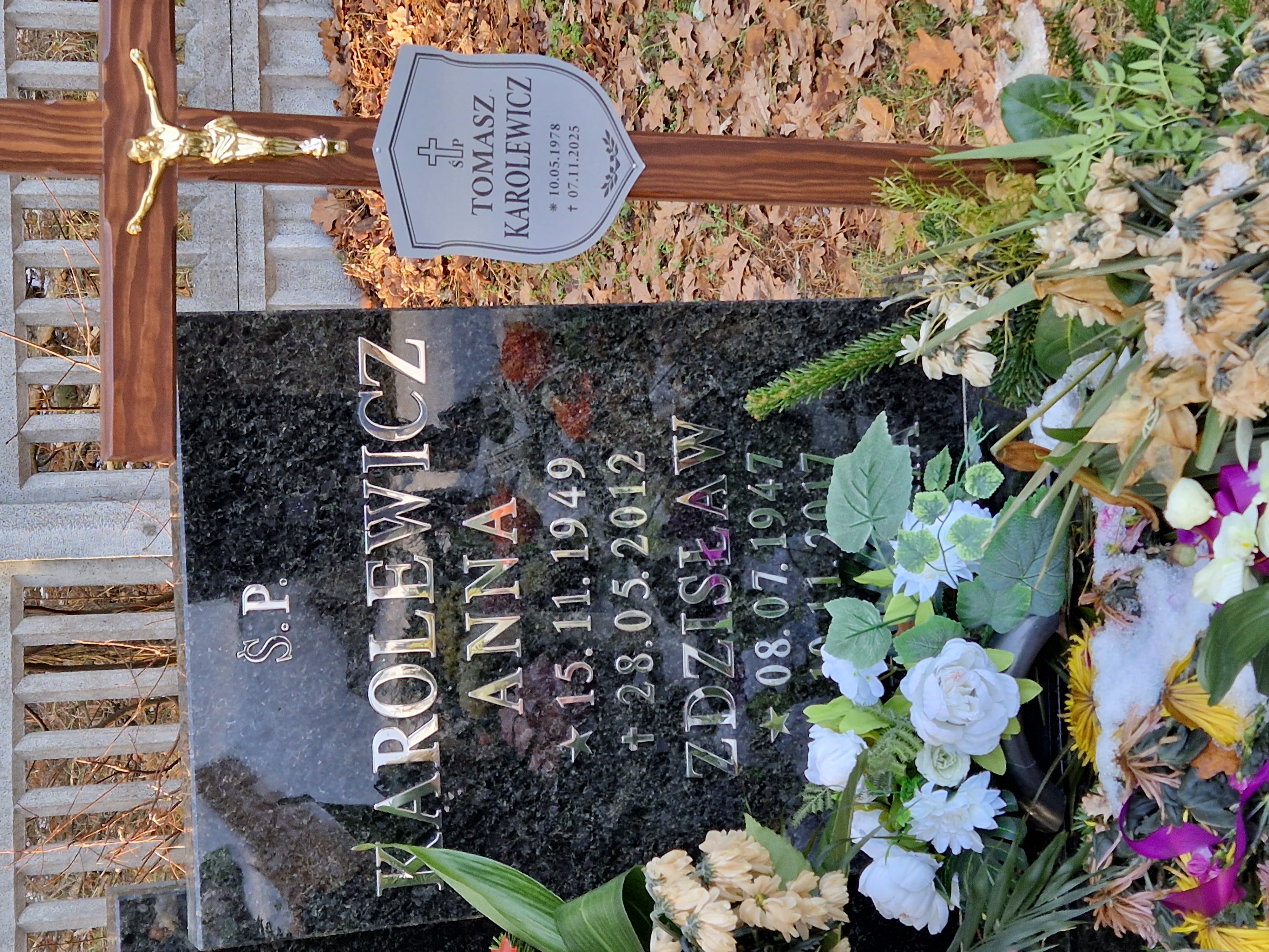 Grób Tomasz Karolewicz