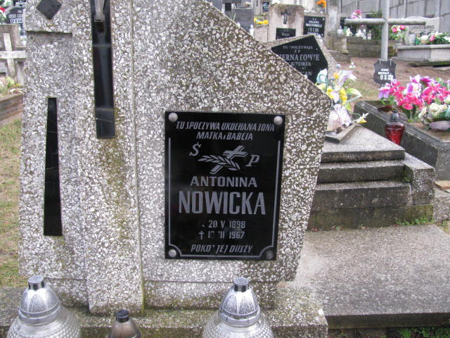 Antonina Nowicka 1898 Gmina Nowa Sól / Kiełcz - Grobonet - Wyszukiwarka osób pochowanych